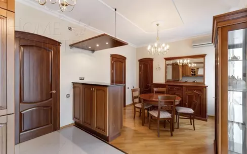 4-КОМН. КВАРТИРА С ОТДЕЛКОЙ 156 М² НА 4 ЭТАЖЕ