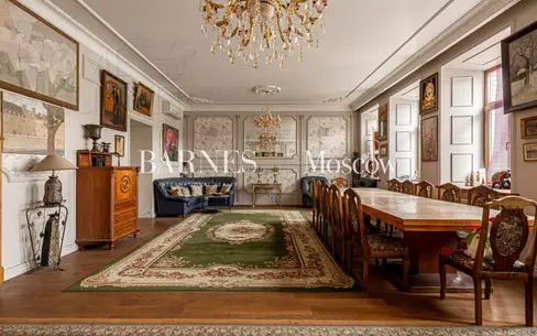 5-КОМН. КВАРТИРА С ОТДЕЛКОЙ 190 М² НА 3 ЭТАЖЕ
