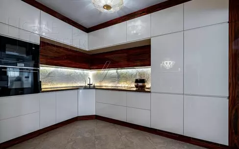 2-этажный коттедж 550 м² с отделкой