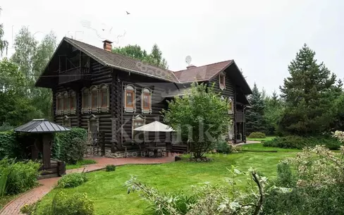 3-этажный коттедж 450 м² с отделкой