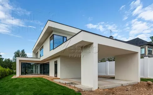 КОТТЕДЖ 326 м² без отделки