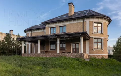 3-этажный коттедж 680 м² без отделки