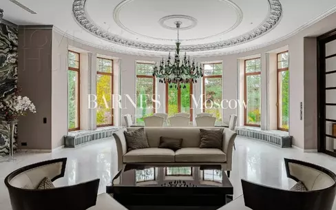 2-этажный коттедж 1 400 м² с отделкой