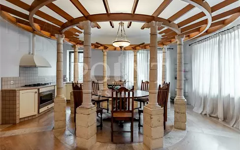 2-этажный коттедж 720 м² с отделкой