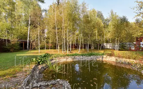2-этажный коттедж 1 300 м² с отделкой
