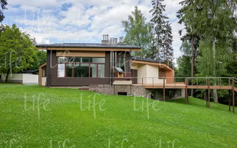2-этажный коттедж 710 м² с отделкой