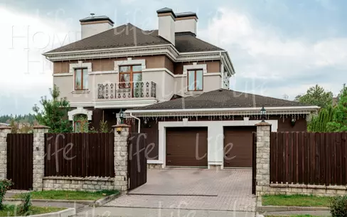 2-этажный коттедж 400 м² с отделкой