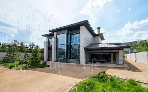 2-этажный коттедж 530 м² без отделки