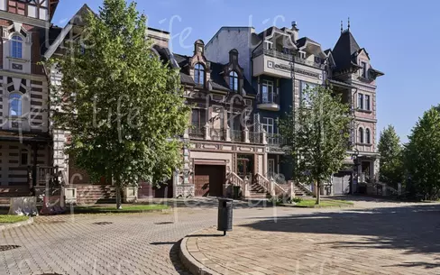 2-этажный таунхаус 233 м² с отделкой