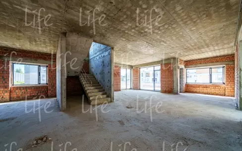 2-этажный коттедж 363 м² без отделки