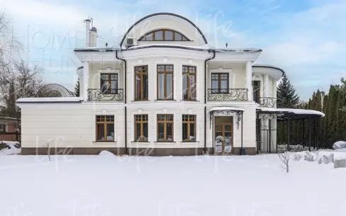 2-этажный коттедж 500 м² с отделкой