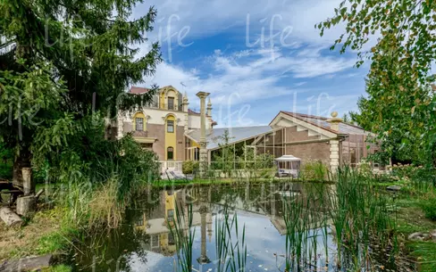 2-этажный коттедж 970 м² с отделкой