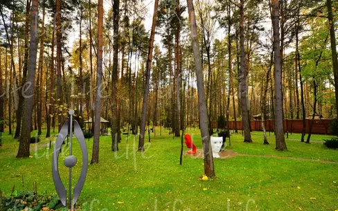 2-этажный коттедж 1 372 м² с отделкой