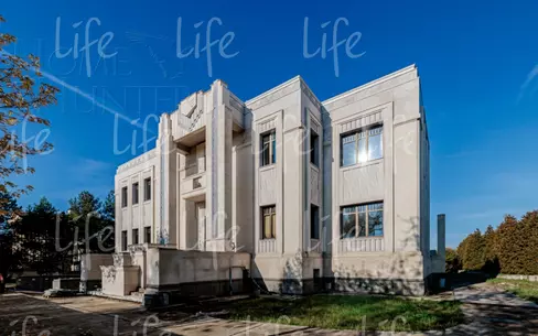2-этажный коттедж 1 244 м² с отделкой