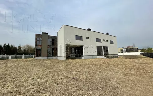 2-этажный коттедж 751.2 м² без отделки