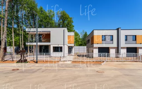 2-этажный коттедж 363 м² без отделки