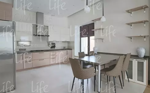 2-этажный коттедж 593 м² с отделкой