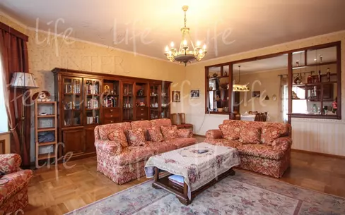 2-этажный коттедж 500 м² с отделкой