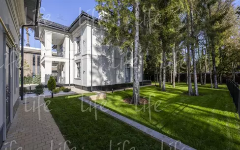 2-этажный коттедж 462 м² с отделкой