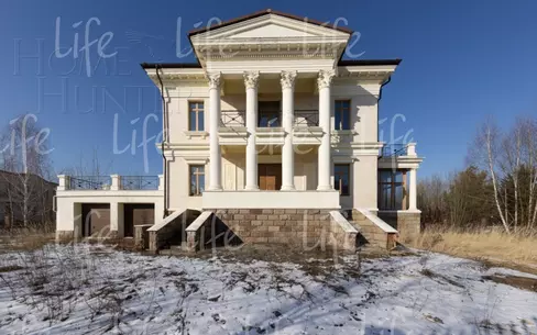 2-этажный коттедж 680 м² без отделки