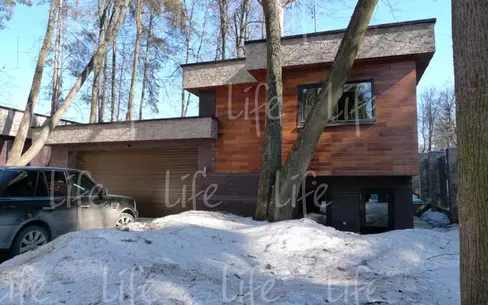 2-этажный коттедж 640 м² с отделкой