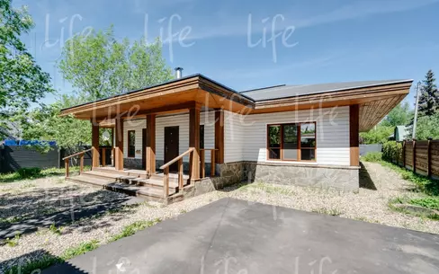 1-этажный коттедж 240 м² с отделкой