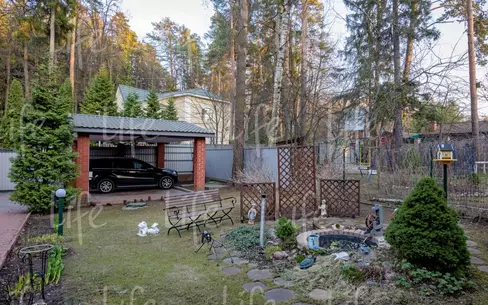 3-этажный коттедж 450 м² с отделкой