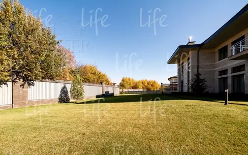 2-этажный коттедж 1 017.21 м² с отделкой