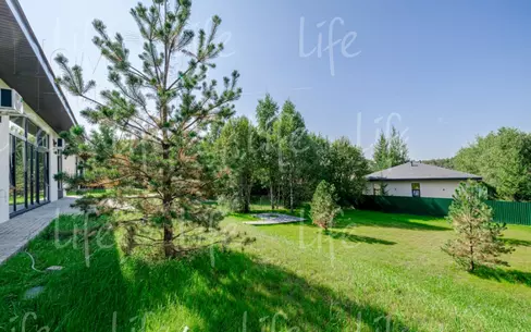 1-этажный коттедж 175 м² с отделкой