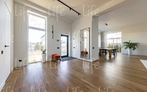 2-этажный коттедж 260 м² с отделкой