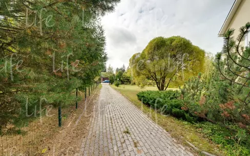3-этажный коттедж 557 м² с отделкой