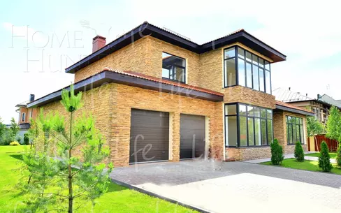 2-этажный коттедж 357 м² с отделкой