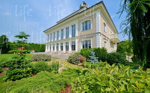2-этажный коттедж 985 м² с отделкой