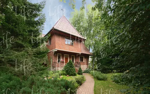 2-этажный коттедж 320 м² с отделкой