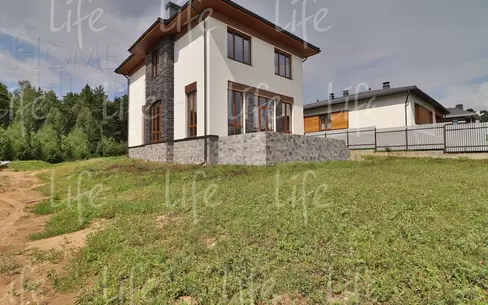 2-этажный коттедж 225 м² без отделки