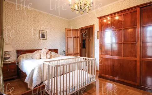 2-этажный коттедж 500 м² с отделкой