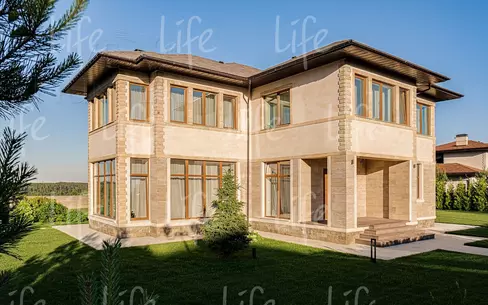 2-этажный коттедж 438 м² с отделкой