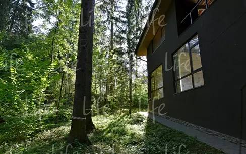 2-этажный коттедж 750 м² без отделки
