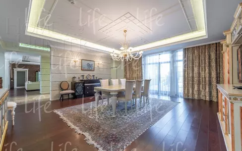 КОТТЕДЖ 528 м² с отделкой
