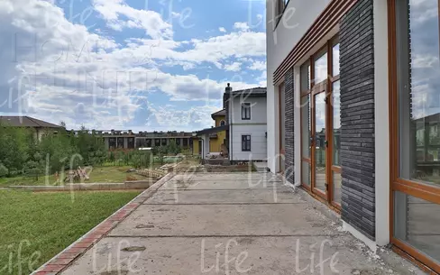 2-этажный коттедж 225 м² без отделки