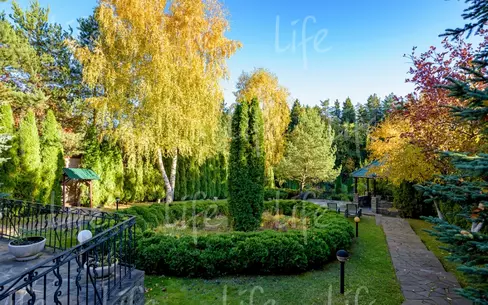 2-этажный коттедж 320 м² с отделкой