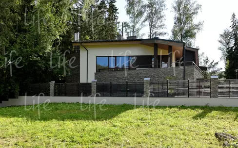 2-этажный коттедж 750 м² без отделки