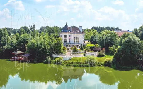 2-этажный коттедж 800 м² с отделкой