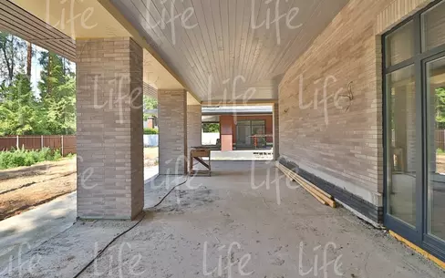 2-этажный коттедж 460 м² без отделки