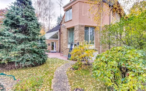 2-этажный коттедж 495 м² с отделкой