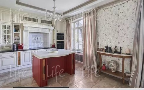 2-этажный таунхаус 233 м² с отделкой