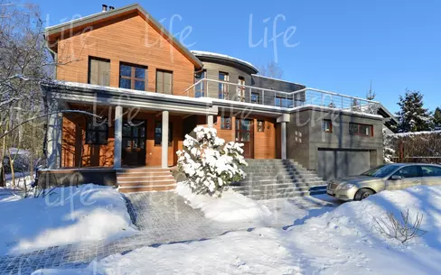 2-этажный коттедж 650 м² с отделкой