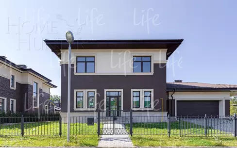 2-этажный коттедж 372.4 м² без отделки