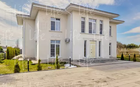 2-этажный коттедж 436 м² с отделкой