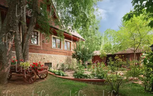 2-этажный коттедж 320 м² с отделкой